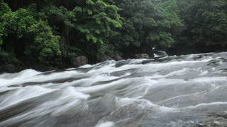Adyanpara瀑布