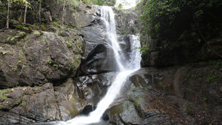 Kaalakkayam瀑布